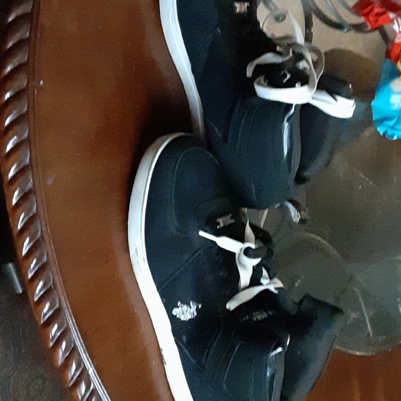 Shoes - Picture 1 of 2